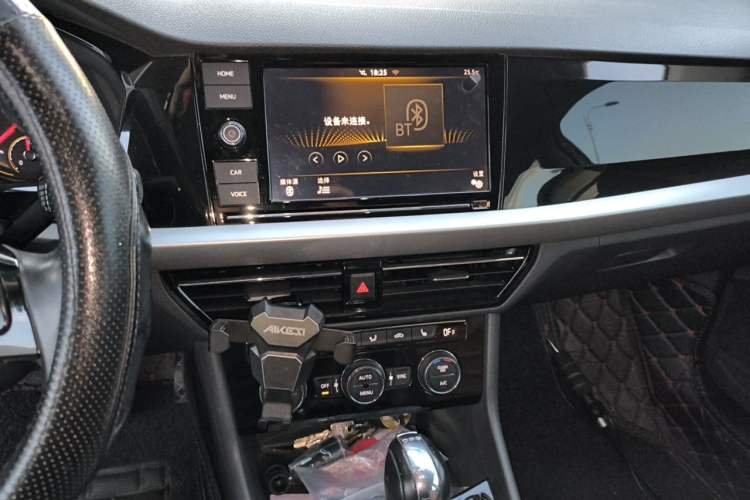 Used Volkswagen Lavida 2019 280TSI DSG Luxury Edition China VI Standard Audio And AC Panel