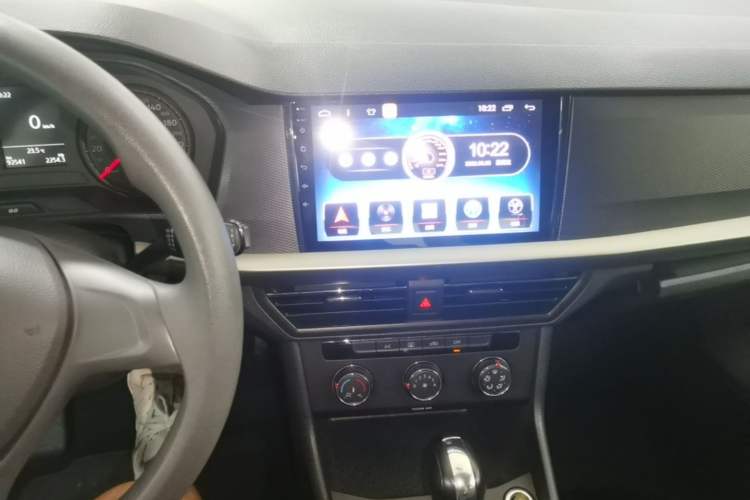 Used Volkswagen Lavida 2019 1.5L Automatic Fashion Edition China VI Audio And AC Panel