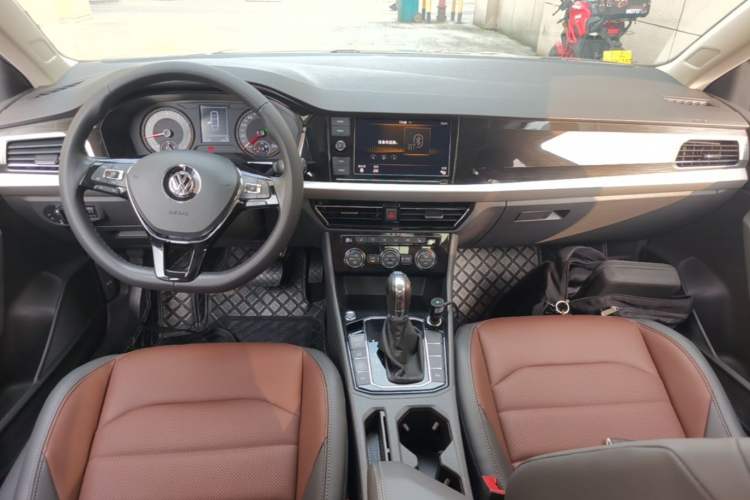 Used Volkswagen Lavida 2019 280TSI DSG Luxury Edition China VI Standard Center Console