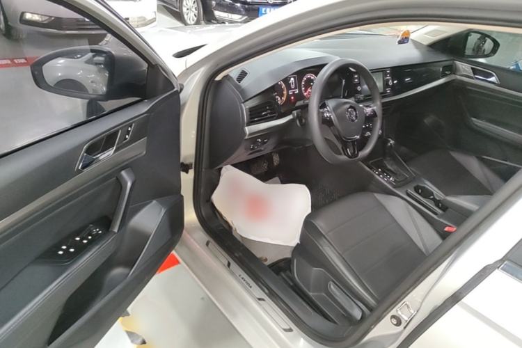 Used Volkswagen Lavida 2019 1.5L Automatic Comfort Edition China VI Standard Driver Seat