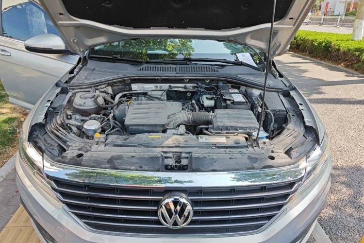 Used Volkswagen Lavida 2019 1.5L Automatic Vision Edition China VI Standard Engine Bay