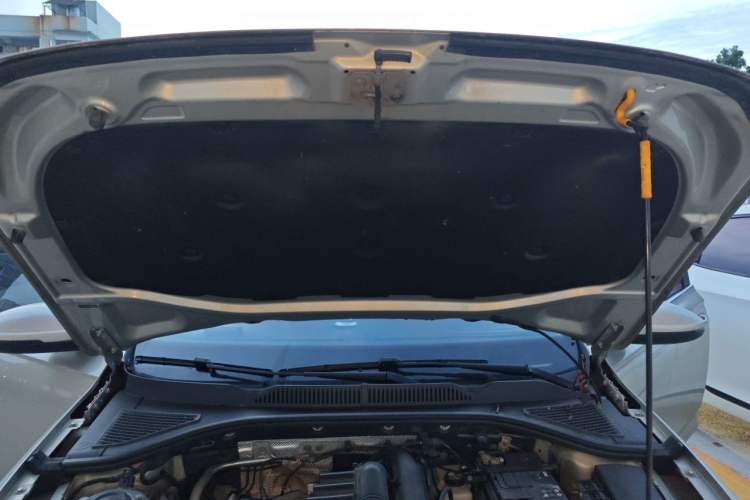 Used Volkswagen Lavida 2019 280TSI DSG Comfort Edition China VI standard Engine Bay