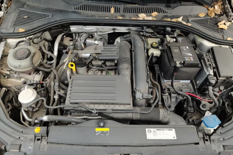 Used Volkswagen Lavida 2019 280TSI DSG Comfort Edition China VI standard Engine Bay
