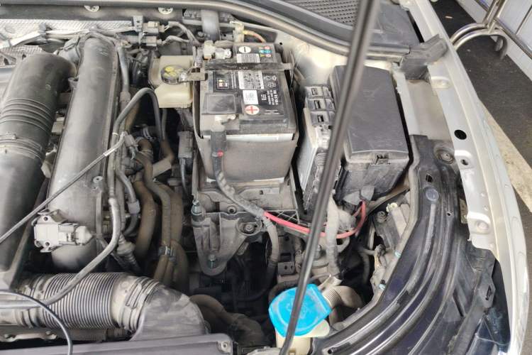 Used Volkswagen Lavida 2019 280TSI DSG Comfort Edition China VI standard Engine Bay Left