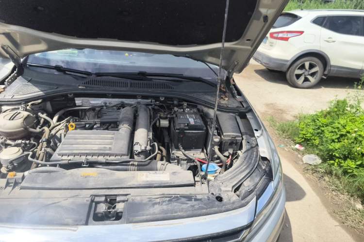 Used Volkswagen Lavida 2019 280TSI DSG Comfort Edition China VI standard Engine Bay Left