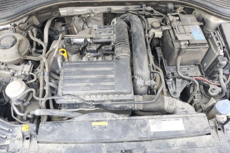 Used Volkswagen Lavida 2019 280TSI DSG Comfort Edition China VI standard Engine Bay