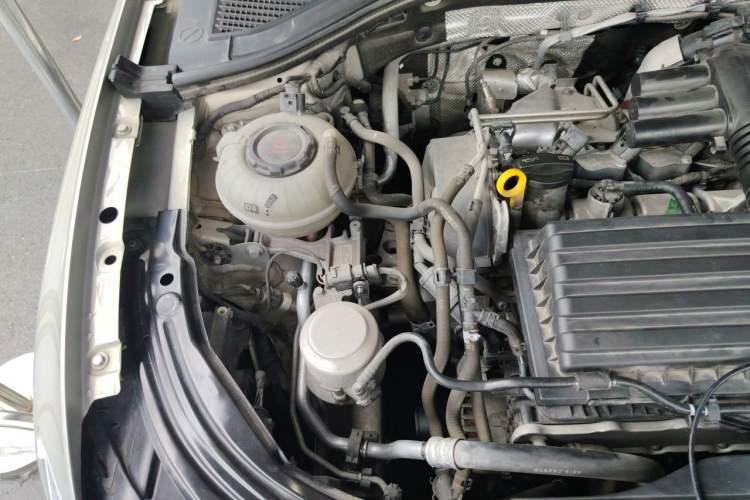 Used Volkswagen Lavida 2019 280TSI DSG Comfort Edition China VI standard Engine Bay Right
