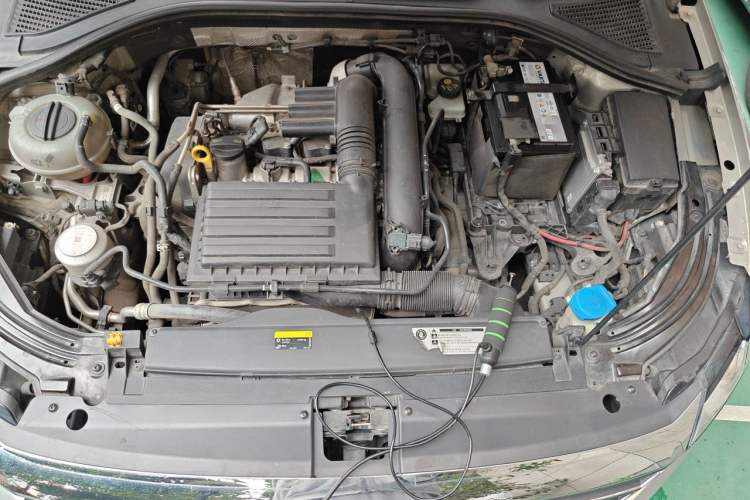Used Volkswagen Lavida 2019 280TSI DSG Comfort Edition China VI standard Engine Bay