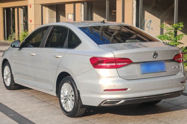 Used Volkswagen Lavida 2019 1.5L Automatic Comfort Edition China VI Standard Exterior 3