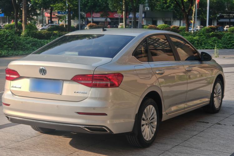 Used Volkswagen Lavida 2019 1.5L Automatic Comfort Edition China VI Standard Exterior 5