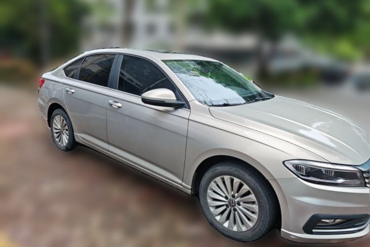 Used Volkswagen Lavida 2019 1.5L Automatic Comfort Edition China VI Standard Front Right 45 Deg