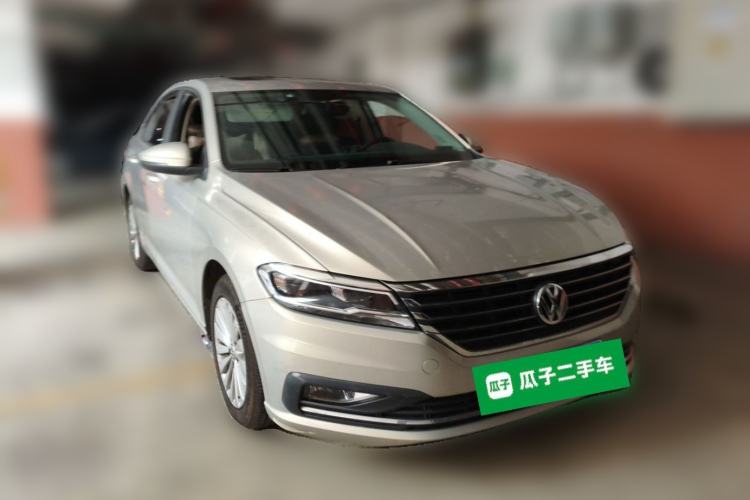 Used Volkswagen Lavida 2019 1.5L Manual Comfort Edition China VI Standard Front Right 45 Deg