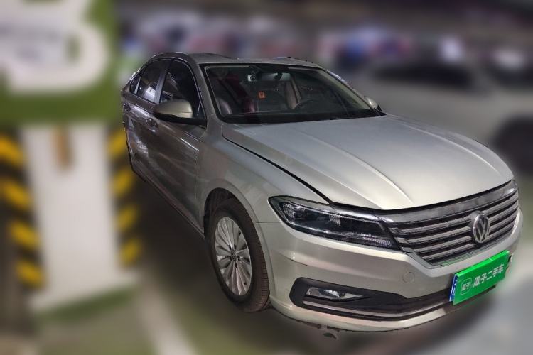 Used Volkswagen Lavida 2019 1.5L Automatic Comfort Edition China VI Standard Front Right 45 Deg