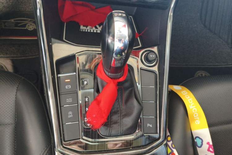 Used Volkswagen Lavida 2019 1.5L Automatic Comfort Edition China VI Standard Gear Lever