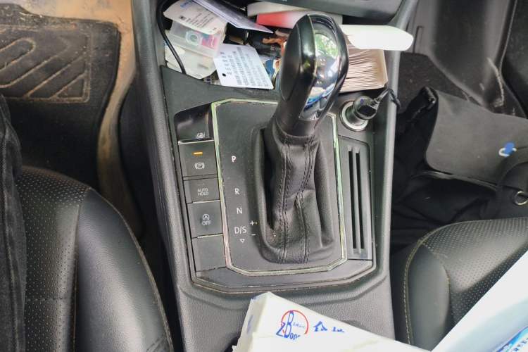 Used Volkswagen Lavida 2019 1.5L Automatic Vision Edition China VI Standard Gear Lever
