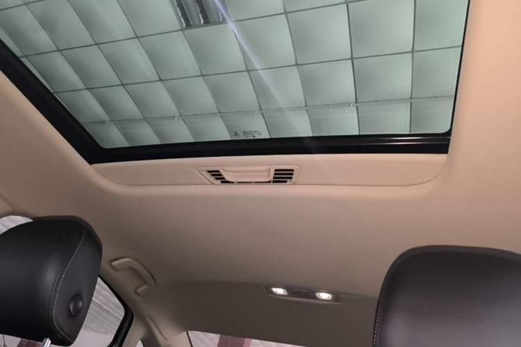 Used Volkswagen Lavida 2019 1.5L Automatic Comfort Edition China VI Standard Headliner