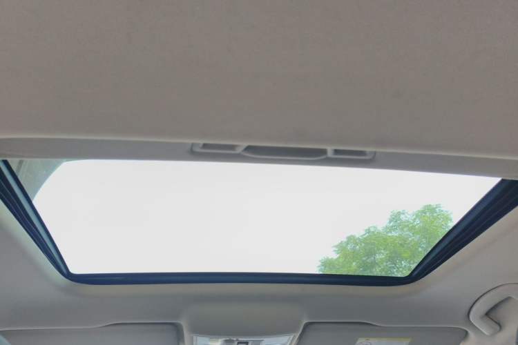 Used Volkswagen Lavida 2019 1.5L Automatic Comfort Edition China VI Standard Headliner