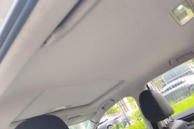 Used Volkswagen Lavida 2019 1.5L Automatic Vision Edition China VI Standard Headliner