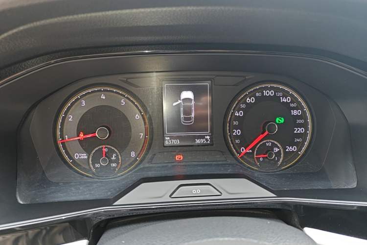 Used Volkswagen Lavida 2019 1.5L Automatic Comfort Edition China VI Standard Instrument Cluster