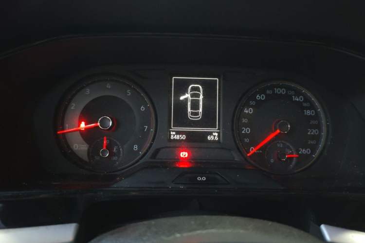 Used Volkswagen Lavida 2019 280TSI DSG Comfort Edition China VI standard Instrument Cluster