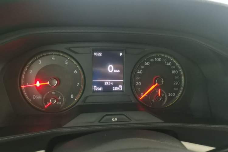 Used Volkswagen Lavida 2019 1.5L Automatic Fashion Edition China VI Instrument Cluster