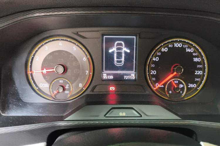 Used Volkswagen Lavida 2019 1.5L Automatic Fashion Edition China VI Instrument Cluster