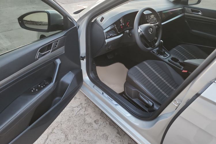 Used Volkswagen Lavida 2019 280TSI DSG Comfort Edition China VI standard Interior 1