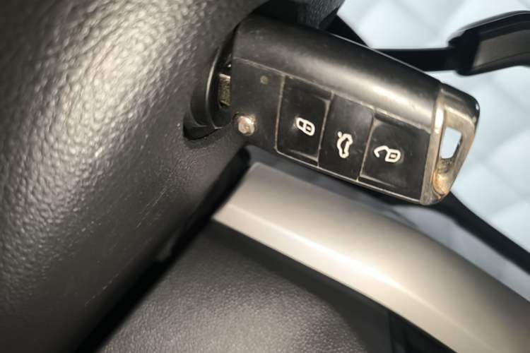 Used Volkswagen Lavida 2019 1.5L Automatic Comfort Edition China VI Standard Interior 1