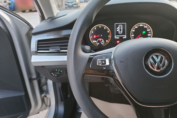 Used Volkswagen Lavida 2019 280TSI DSG Comfort Edition China VI standard Interior 10