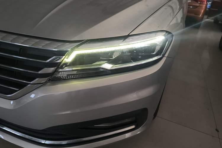Used Volkswagen Lavida 2019 1.5L Automatic Comfort Edition China VI Standard Left Front Headlight
