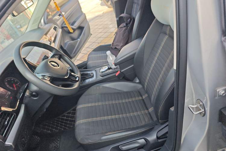 Used Volkswagen Lavida 2019 1.5L Automatic Vision Edition China VI Standard Left Front Seat