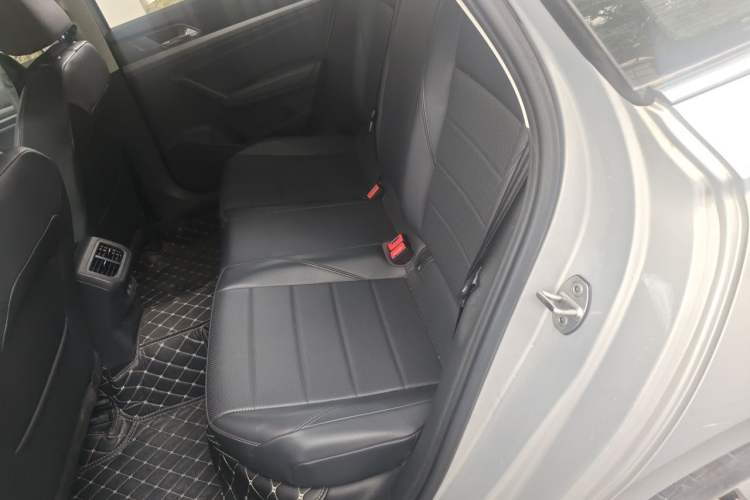 Used Volkswagen Lavida 2019 1.5L Automatic Comfort Edition China VI Standard Left Rear Seat