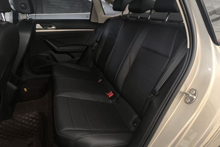 Used Volkswagen Lavida 2019 1.5L Automatic Comfort Edition China VI Standard Left Rear Seat