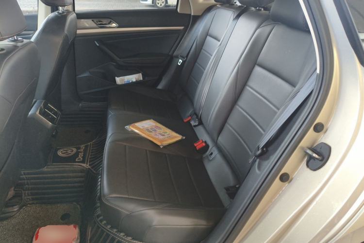 Used Volkswagen Lavida 2019 1.5L Automatic Comfort Edition China VI Standard Left Rear Seat