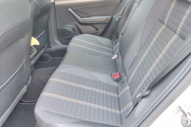 Used Volkswagen Lavida 2019 280TSI DSG Comfort Edition China VI standard Left Rear Seat