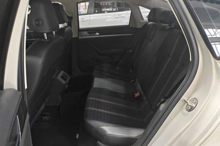 Used Volkswagen Lavida 2019 280TSI DSG Comfort Edition China VI standard Left Rear Seat