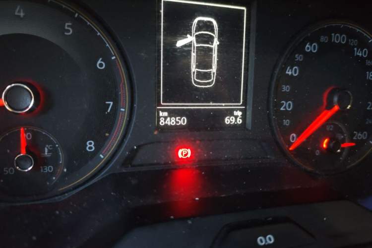 Used Volkswagen Lavida 2019 280TSI DSG Comfort Edition China VI standard Odometer Close Up