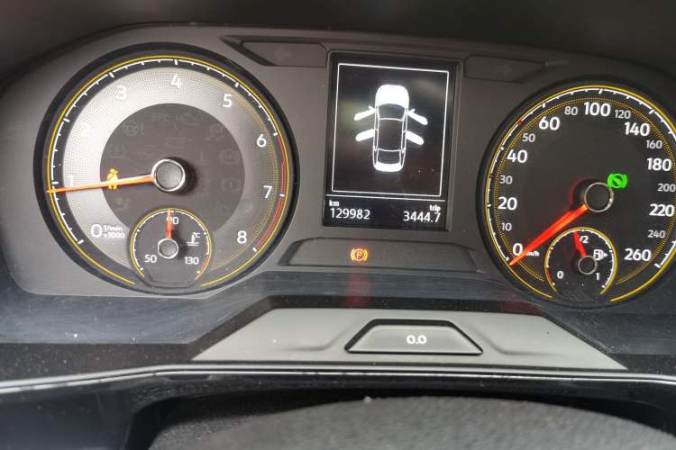 Used Volkswagen Lavida 2019 280TSI DSG Comfort Edition China VI standard Odometer Close Up