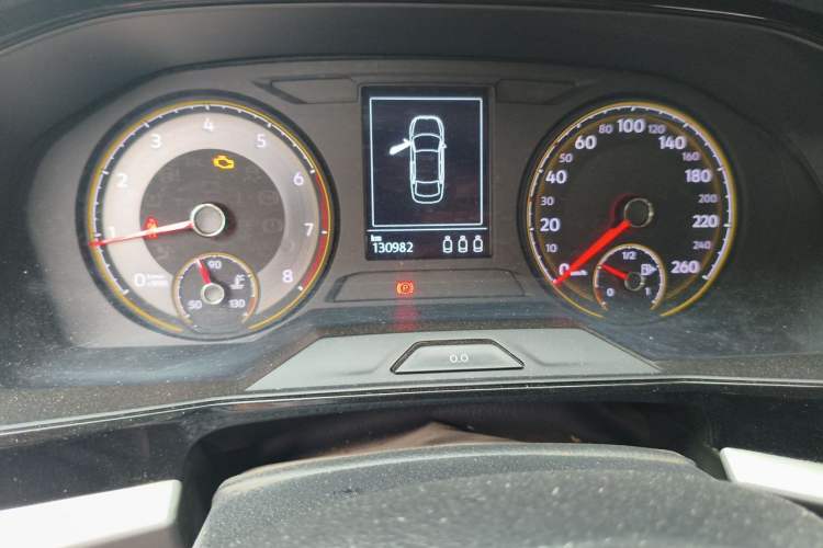 Used Volkswagen Lavida 2019 1.5L Automatic Vision Edition China VI Standard Odometer Close Up