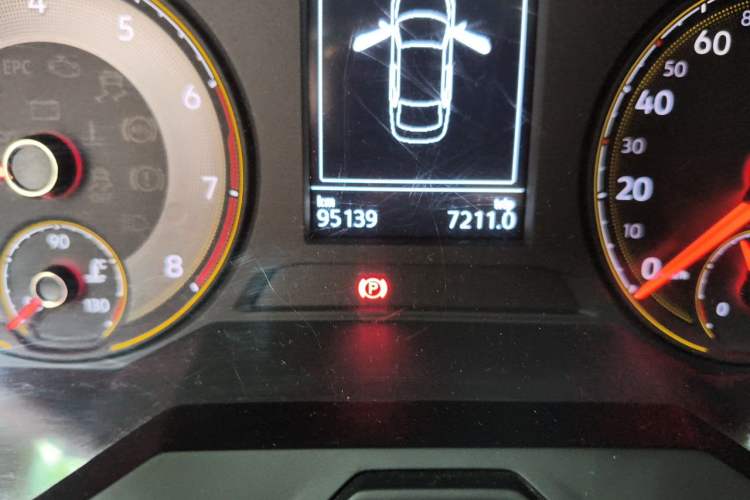 Used Volkswagen Lavida 2019 1.5L Automatic Fashion Edition China VI Odometer Close Up