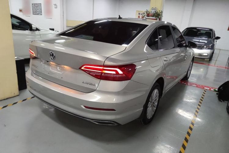 Used Volkswagen Lavida 2019 1.5L Automatic Comfort Edition China VI Standard Rear Right 45 Deg