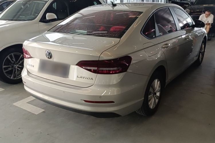 Used Volkswagen Lavida 2019 1.5L Automatic Comfort Edition China VI Standard Rear Right 45 Deg