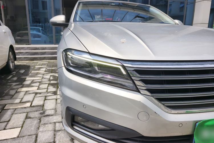 Used Volkswagen Lavida 2019 280TSI DSG Luxury Edition China VI Standard Right Front Headlight