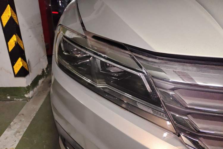 Used Volkswagen Lavida 2019 1.5L Automatic Comfort Edition China VI Standard Right Front Headlight