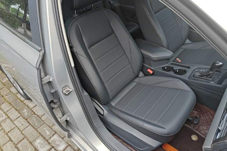 Used Volkswagen Lavida 2019 1.5L Automatic Comfort Edition China VI Standard Right Front Seat