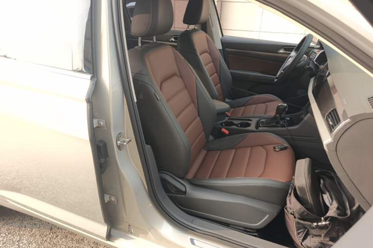 Used Volkswagen Lavida 2019 280TSI DSG Luxury Edition China VI Standard Right Front Seat