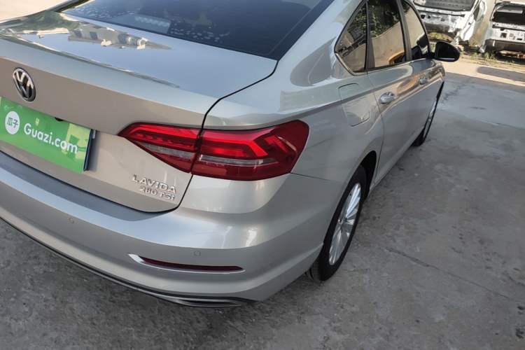 Used Volkswagen Lavida 2019 280TSI DSG Comfort Edition China VI standard Right Rear Taillight