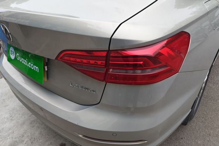 Used Volkswagen Lavida 2019 280TSI DSG Comfort Edition China VI standard Right Rear Taillight
