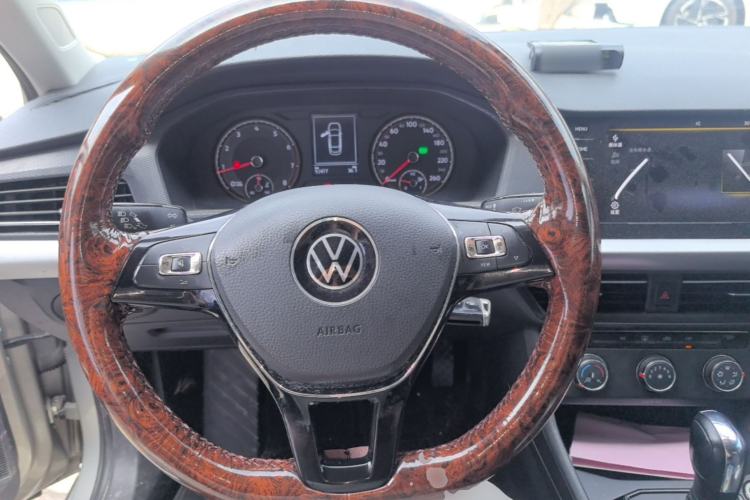 Used Volkswagen Lavida 2019 1.5L Automatic Comfort Edition China VI Standard Steering Wheel