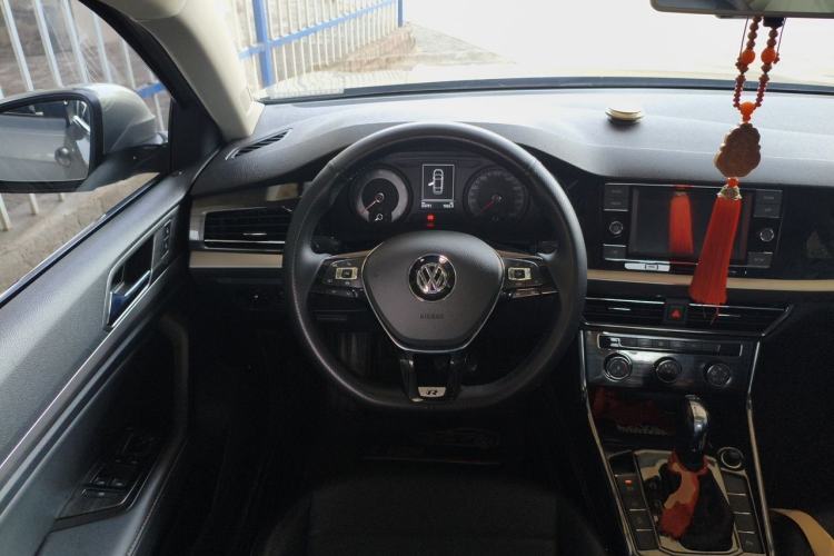 Used Volkswagen Lavida 2019 1.5L Automatic Comfort Edition China VI Standard Steering Wheel